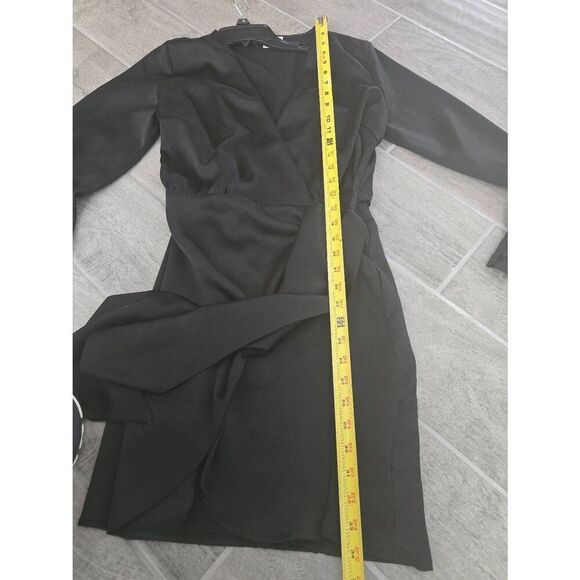 Women's Never Fully Dressed Black Vienna Satin Wrap Dress Size Medium Long Sleev - Picture 9 of 10